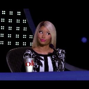 Meet your Posher, Tayler